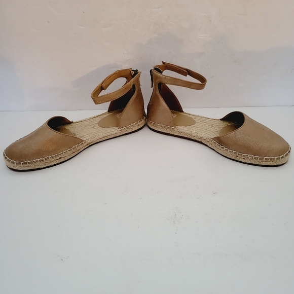 New Eileen Fisher Womens Lala Ankle Sandal 7,5 US Bronze Espadrille Flat Zip - Picture 2 of 7